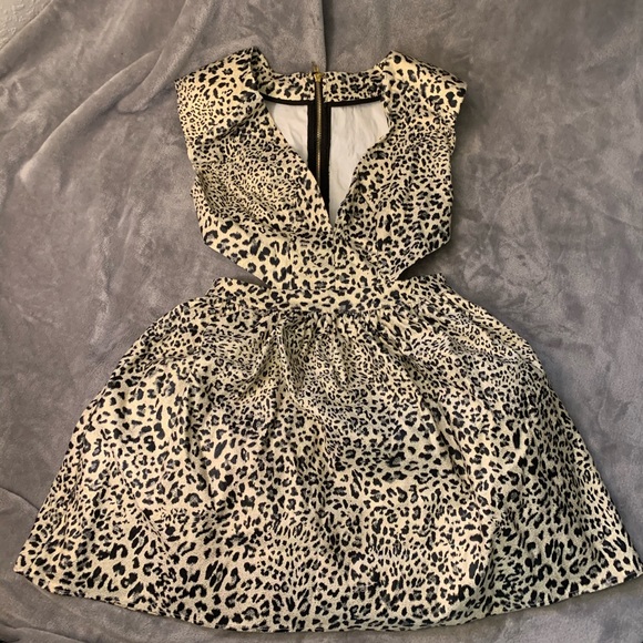 *SOLD* NWT Wild and Fun Leopard Mini Cutout Dress - Picture 1 of 6